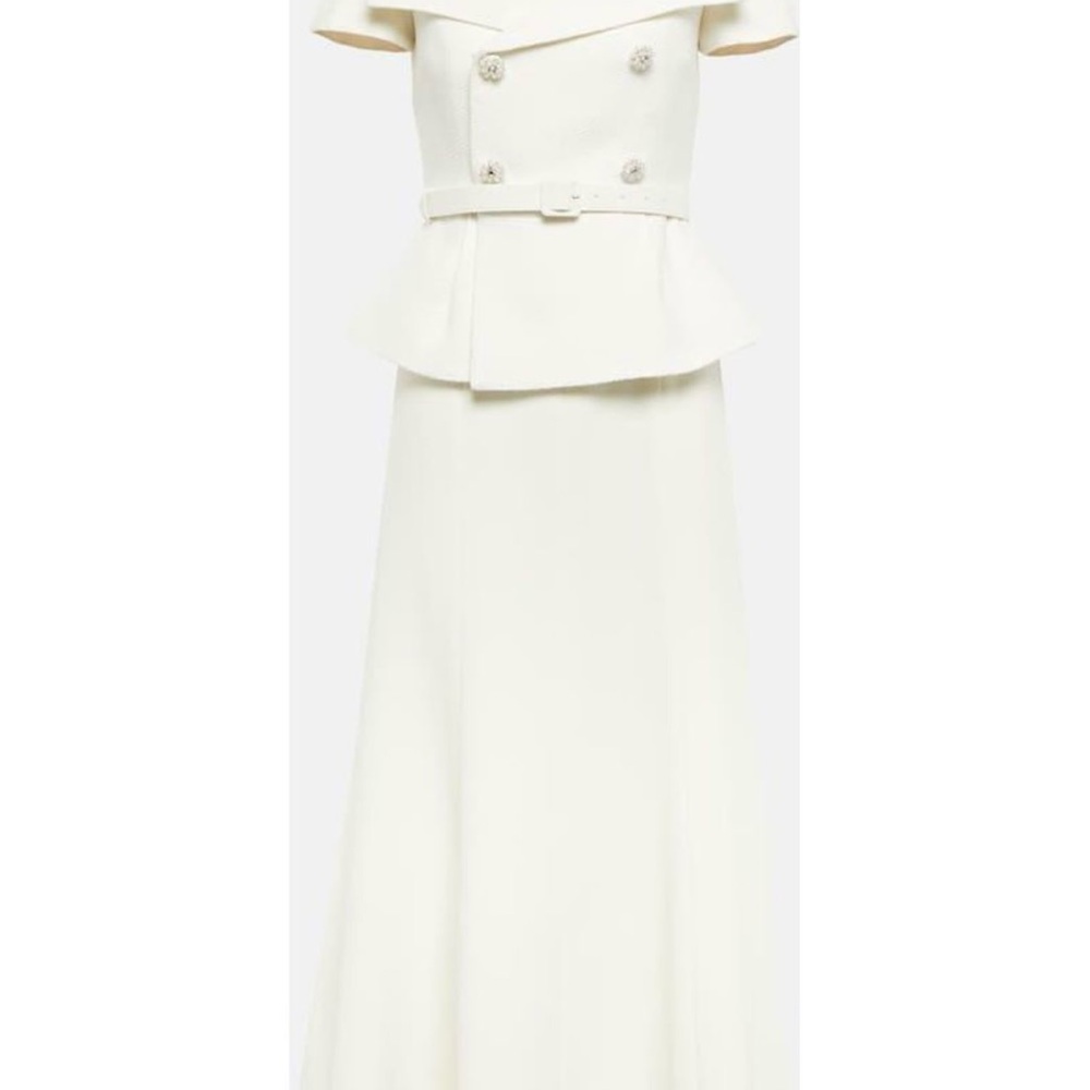 Excellent condition, size 6